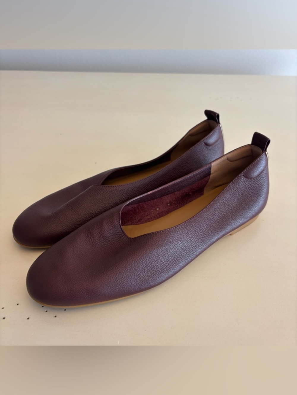 Everlane The Day Glove flats in burgundy leather size 9